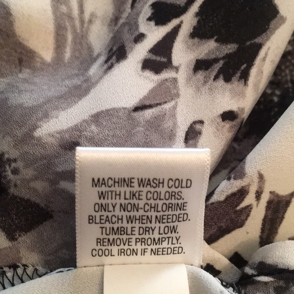 3 basic lightweight tops - Picture 7 of 8